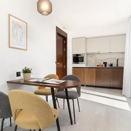 Tsa La Rambla Apartment *